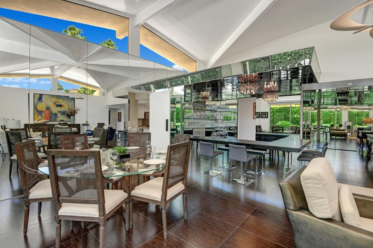 Canyon Palms Estate- Ultra-Luxe, Pool, Spa, Firepit, Outdoor Kitchen & More パーム・スプリングス エクステリア 写真