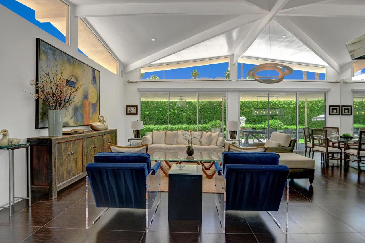 Canyon Palms Estate- Ultra-Luxe, Pool, Spa, Firepit, Outdoor Kitchen & More パーム・スプリングス エクステリア 写真